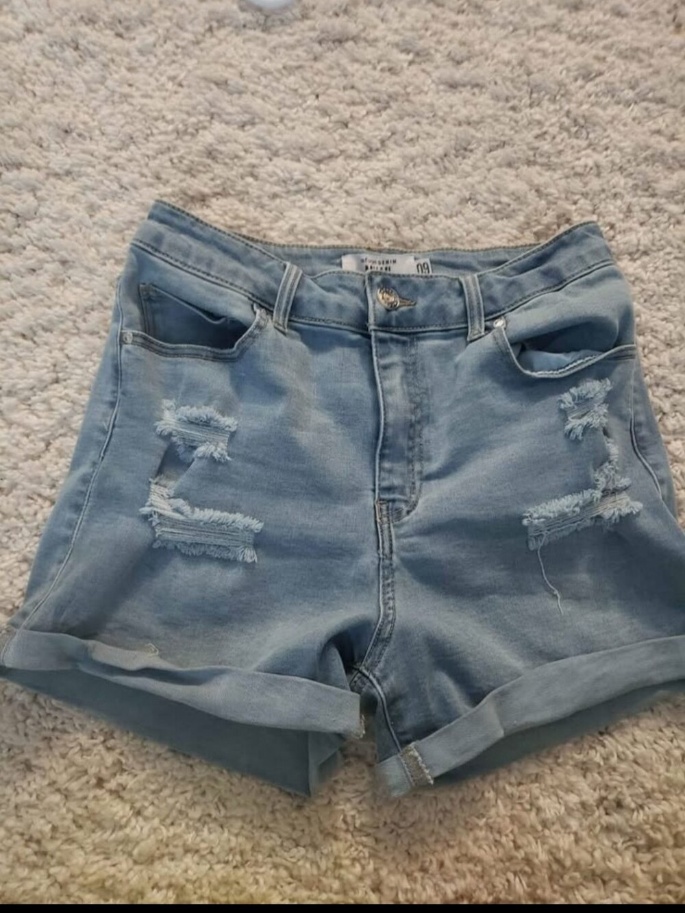 refuge Light Wash Distressed Denim Shorts